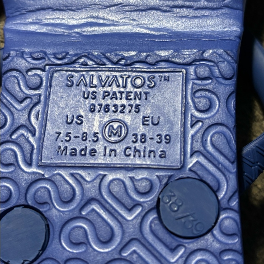 New Salvatos Portable Folding Flip Flop, White or Blue - Picture 8 of 13
